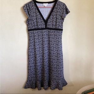 Loft black and white petite dress